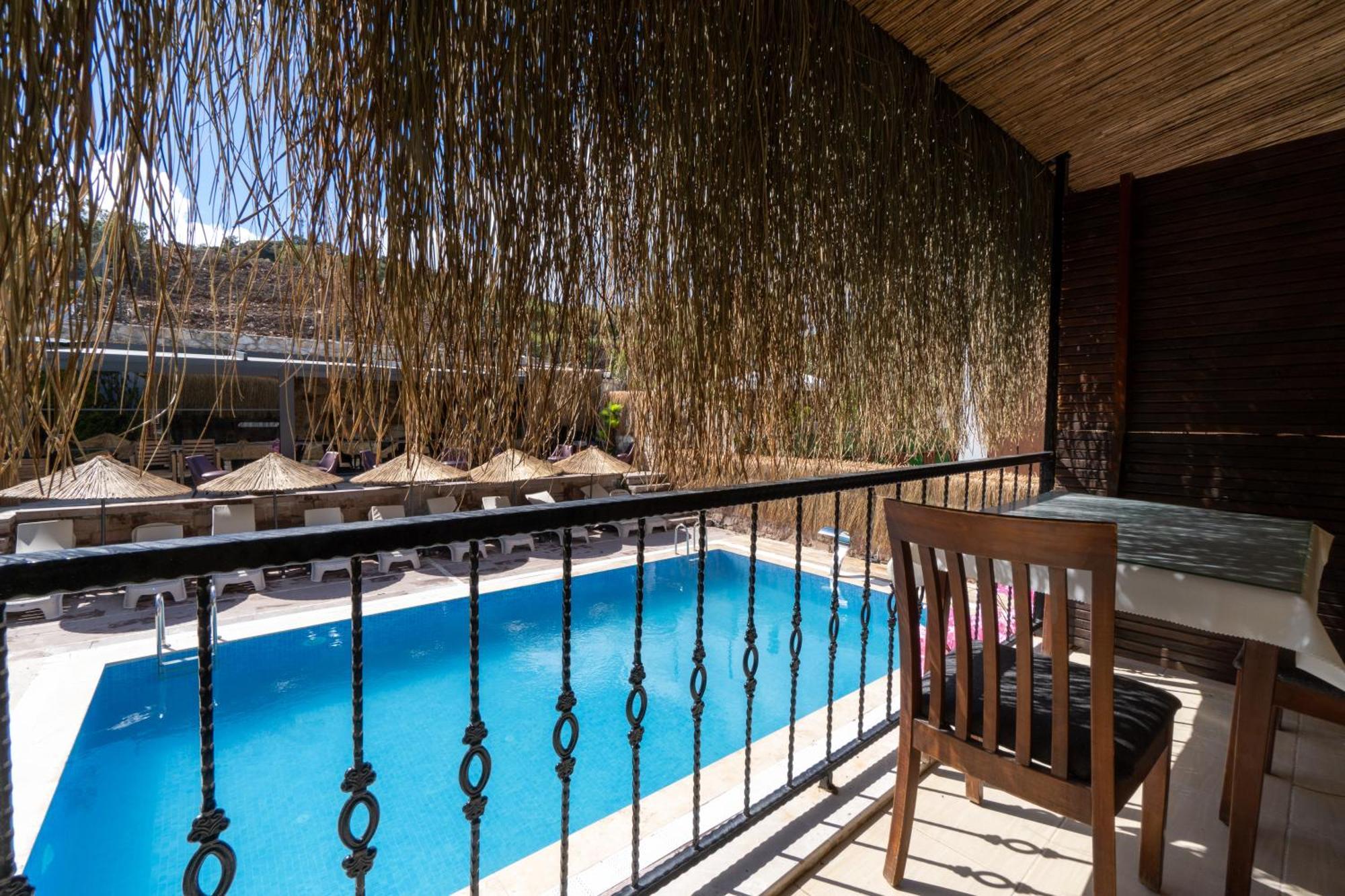 Stone House Butik Hotel İzmir