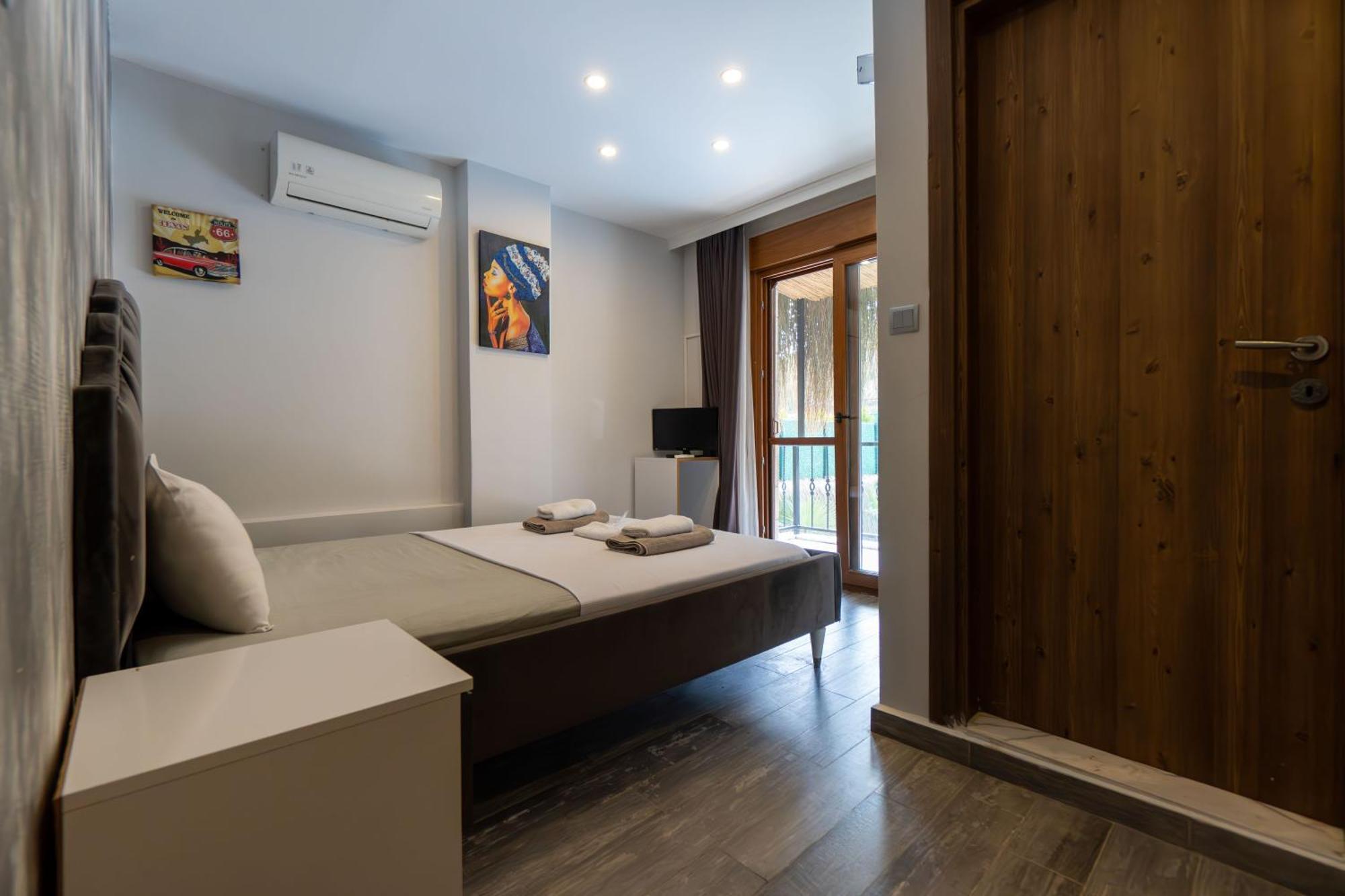 Hotel Stone House Butik