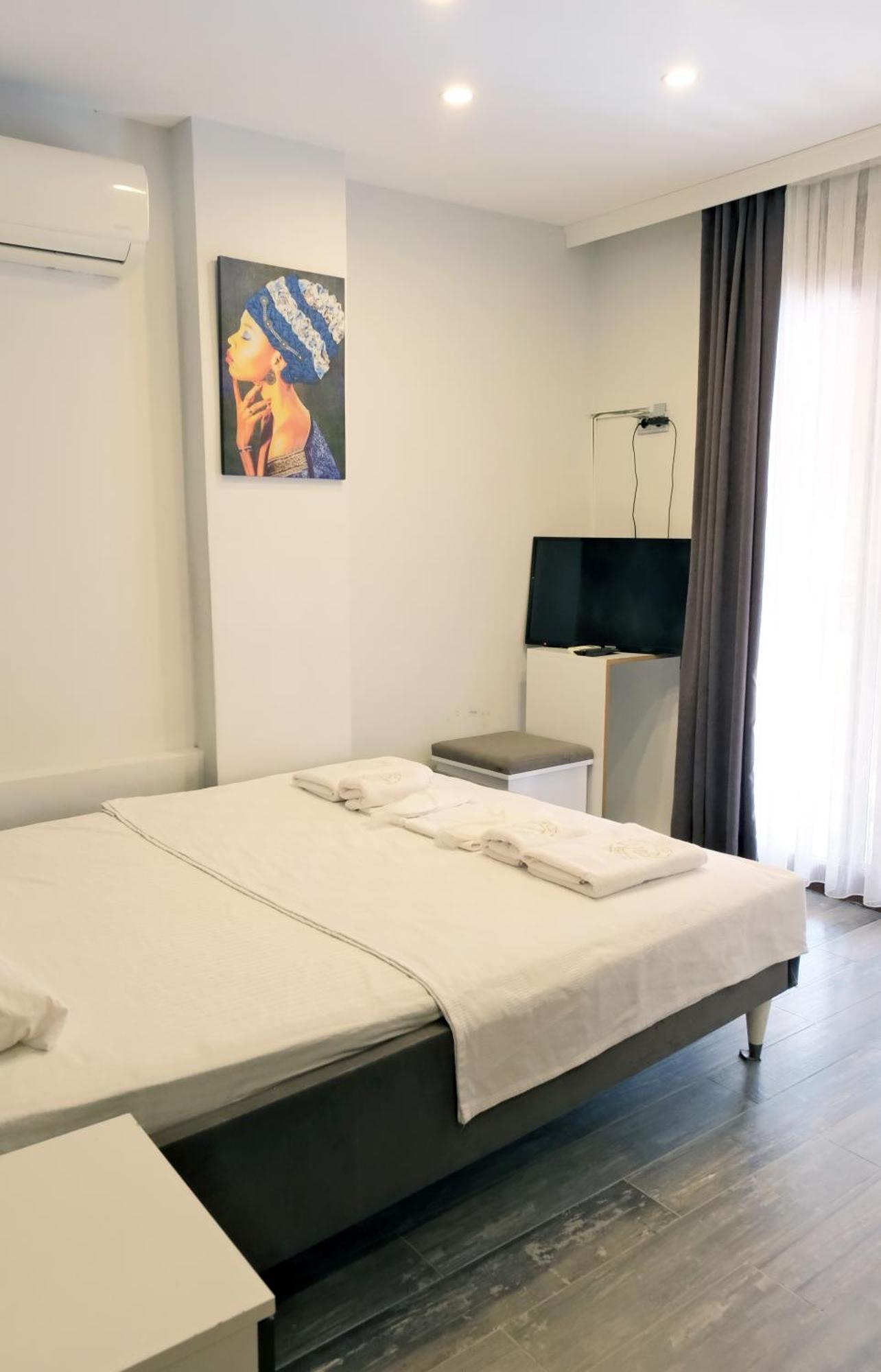 Stone House Butik Hotel